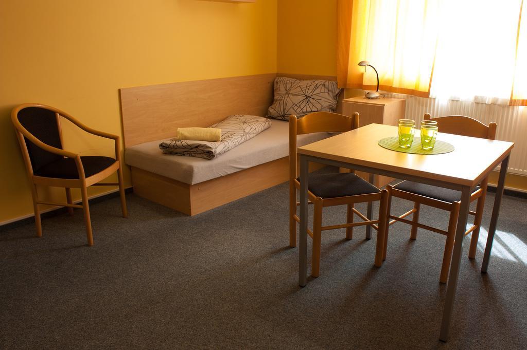 Apartmany Reko Кадань Экстерьер фото